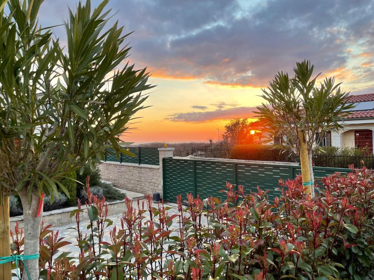 Private Villa "San Servolo House" With Sea View And Private Pool Buje Exterior foto